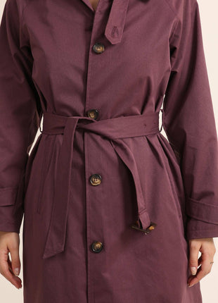 Gabardina larga con cuello camisero