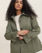 Gabardina corta Attrait